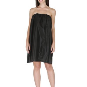 disposable black gown